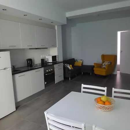 Almeida Garrett Apartmán